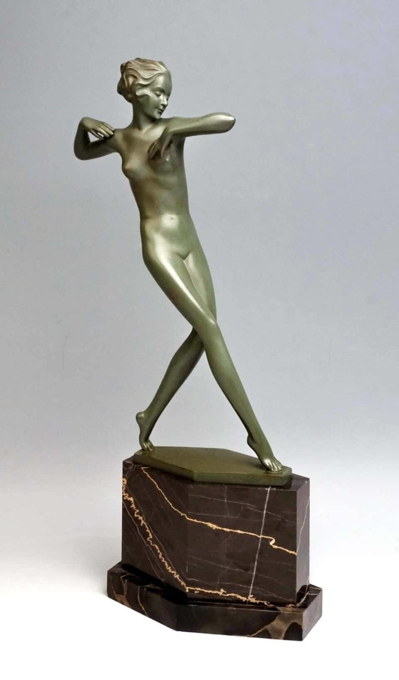 Josef Lorenzl Bronze, Nackte Tänzerin mit lockigen Haar