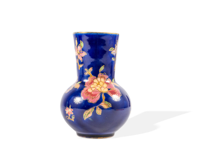 Zsolnay Pecs, Vase